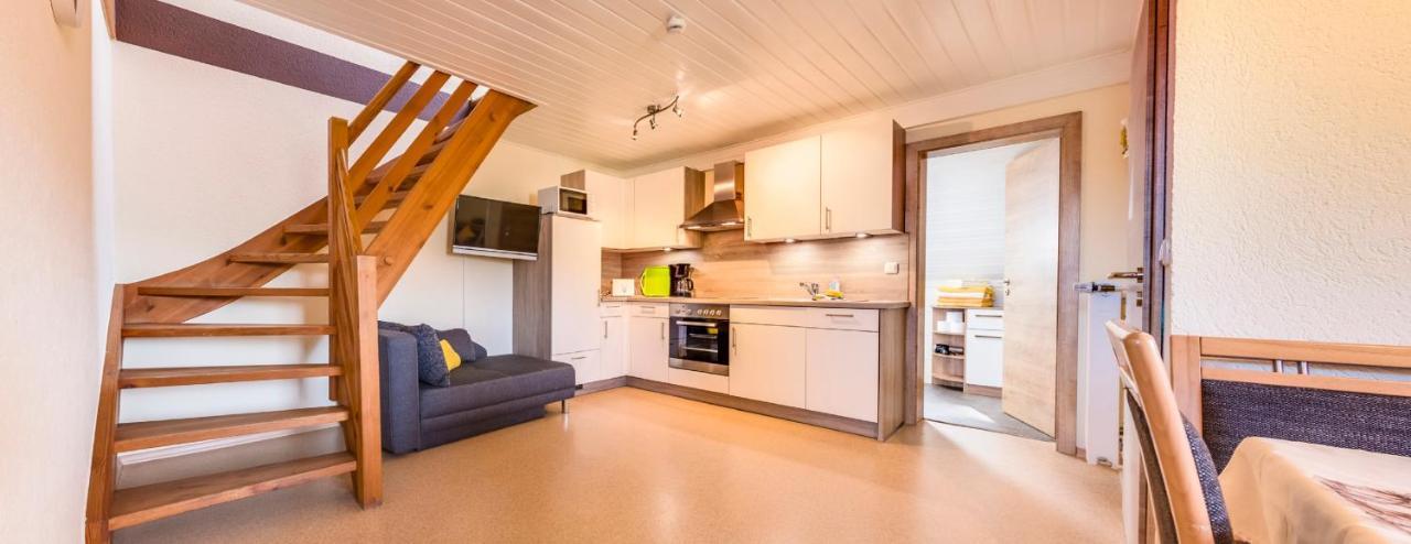 Bartlhof-Ferienwohnungen-Zimmer Burglengenfeld Extérieur photo
