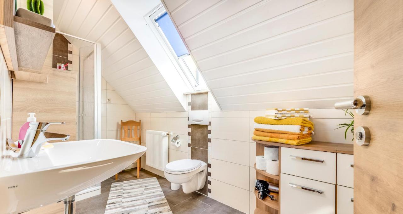 Bartlhof-Ferienwohnungen-Zimmer Burglengenfeld Extérieur photo