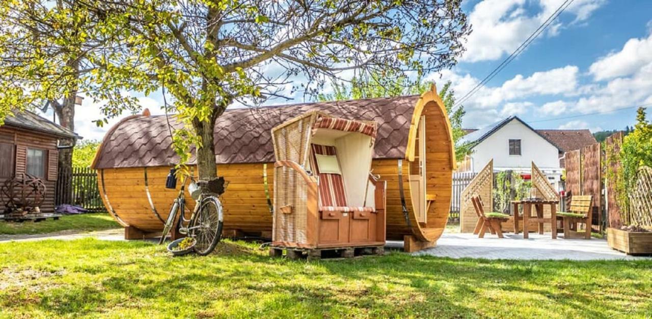 Bartlhof-Ferienwohnungen-Zimmer Burglengenfeld Extérieur photo