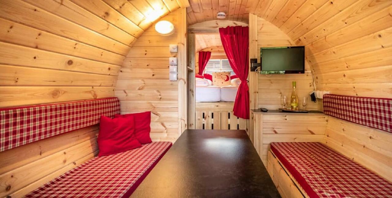 Bartlhof-Ferienwohnungen-Zimmer Burglengenfeld Extérieur photo